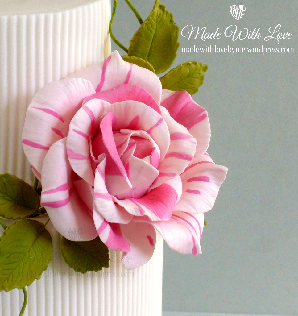 Ribbed Cake with Rose Close Up